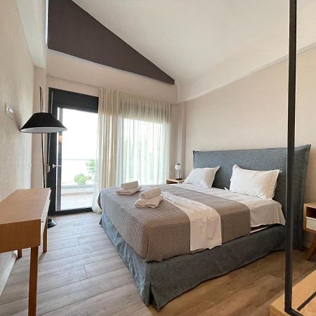 Villa Oleandra By The Sea Полихроно Екстериор снимка