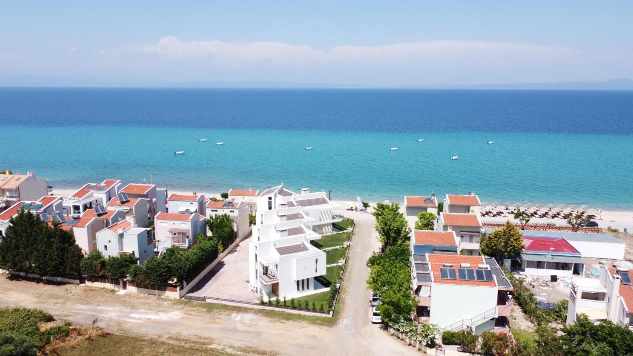 Villa Oleandra By The Sea Полихроно Екстериор снимка