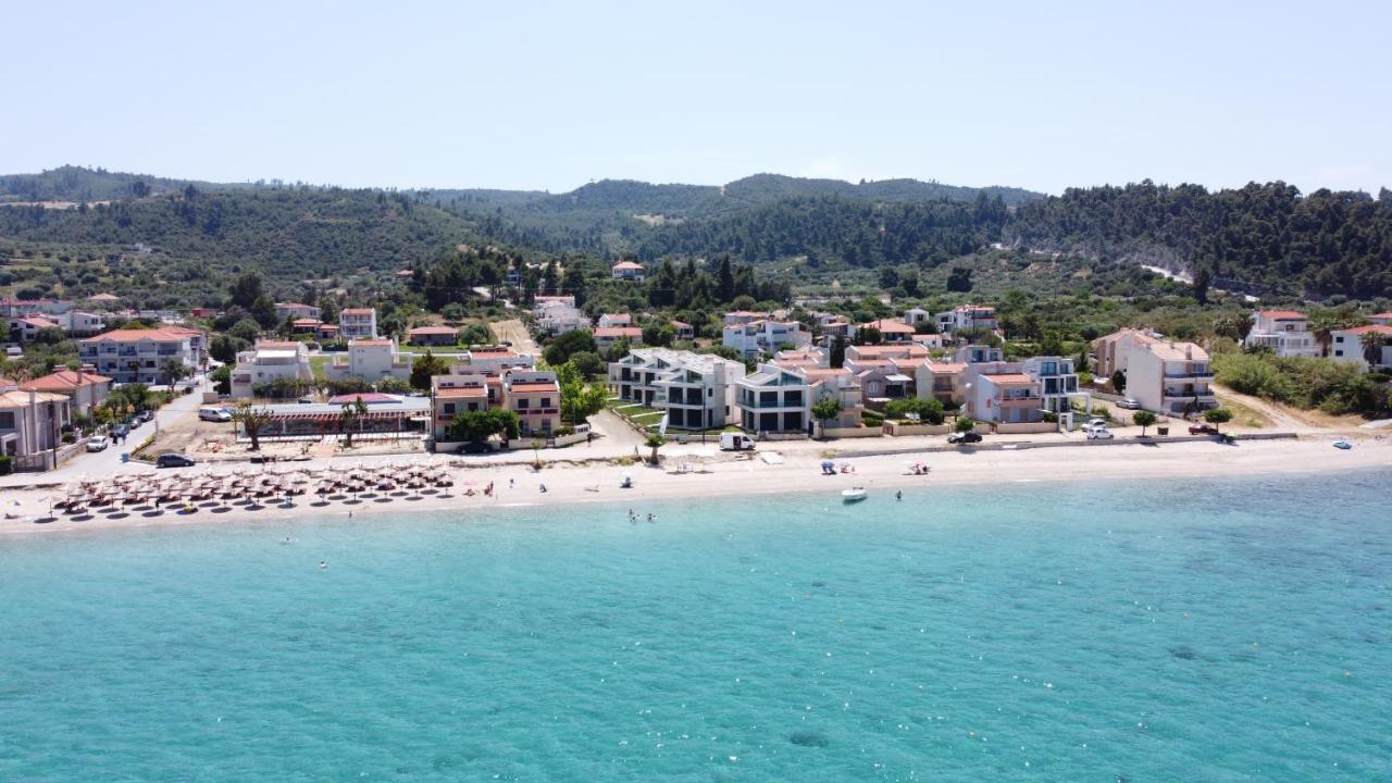 Villa Oleandra By The Sea Полихроно Екстериор снимка