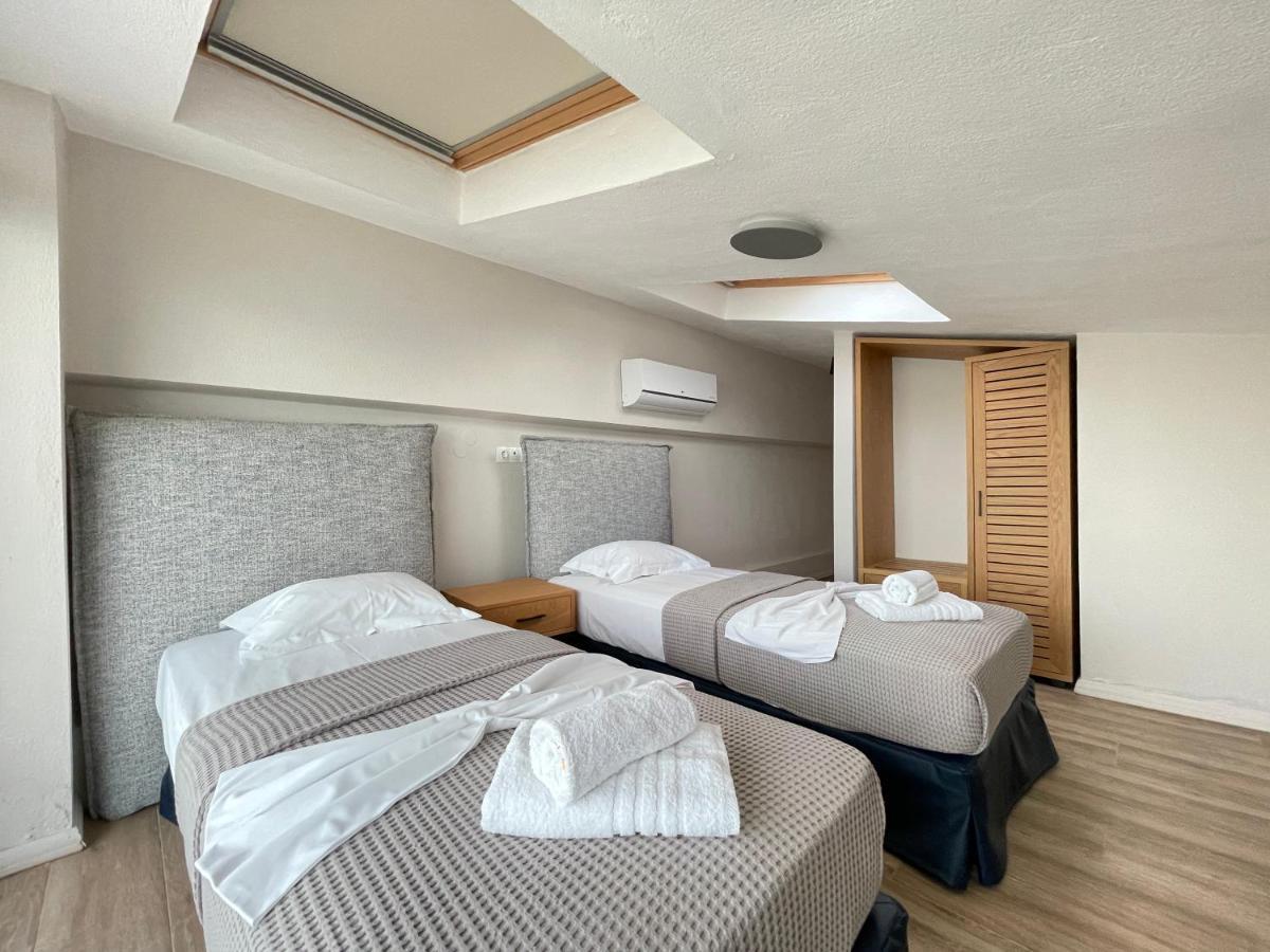 Villa Oleandra By The Sea Полихроно Екстериор снимка