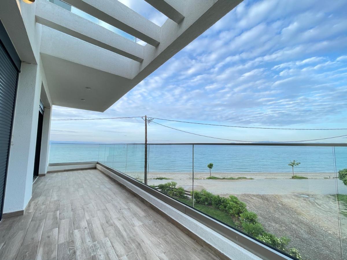 Villa Oleandra By The Sea Полихроно Екстериор снимка